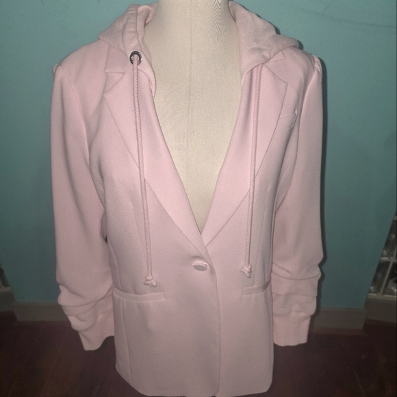SET Cinq a Sept Hooded Khloe Blazer and Shorts SET in Pink Quartz Size 8 US - Picture 2 of 13